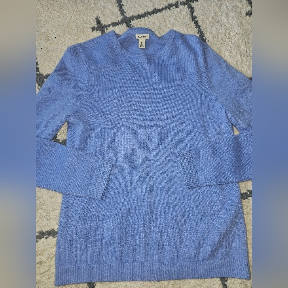 L.L. Bean Blue Crew Neck cashmere Sweater